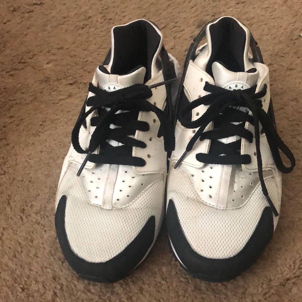 Nike huarache sneaker